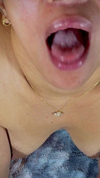 Lexxi Loves Draining Stepdaddy’s Balls for a Tasty Snack!
