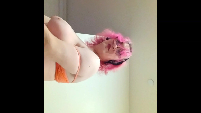 Princess Udders: मोटी लड़की प्रशंसा Viddy