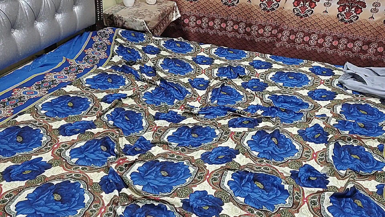 Pakistani CoupleX: Saali l’appelle pour son sexe, meilleure cowgirl chevauchant une desi...