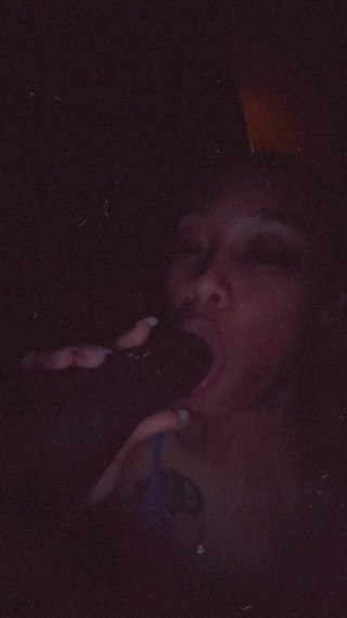 SexLoveRed: 彼を一分間しゃぶる