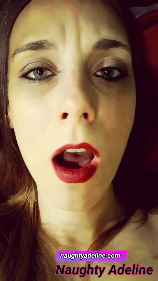 Naughty Adeline: Pancut ke dalam pepek saya!