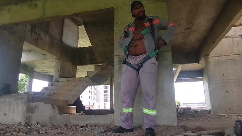 TheBlacKHunterr: J’ai pris un jouet au travail et regardez ce que...