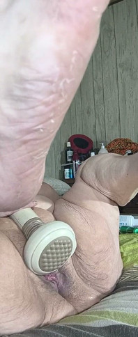 一番太った膣、20ドルで手に入る最大のバイブセックス