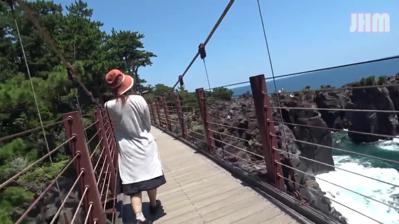 Japanese Hentai Matings: Resort Escape avec Rin, une femme mariée de 32 ans - 3