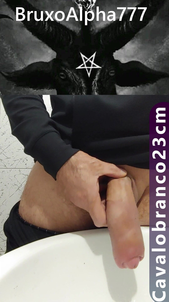 BruxoAlpha777: Čůrání a pleskání s klackem