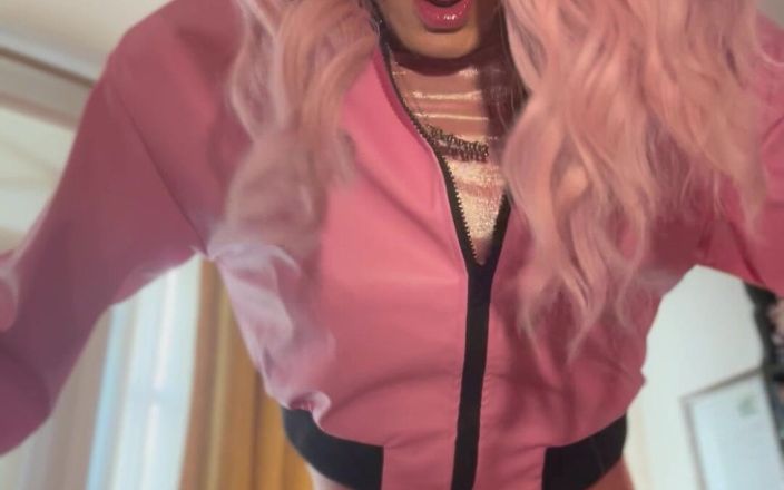 Jessica silk: Jess Silk jezdí na robertku