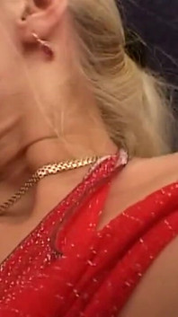 Vidéo complète ! - Frottement de la chatte - film passionnant avec de belles stars du porno