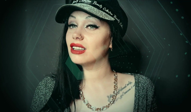 Goddess Misha Goldy: Lavaggio del cervello ipnotizzante! Non sei altro che un stupido...