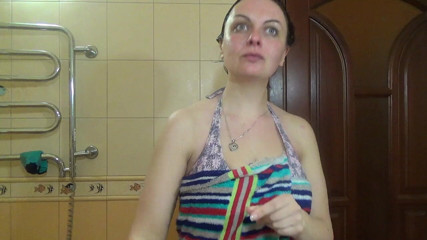 Sexy Milf: ความสิ้นหวังและฉี่ในห้องน้ำ