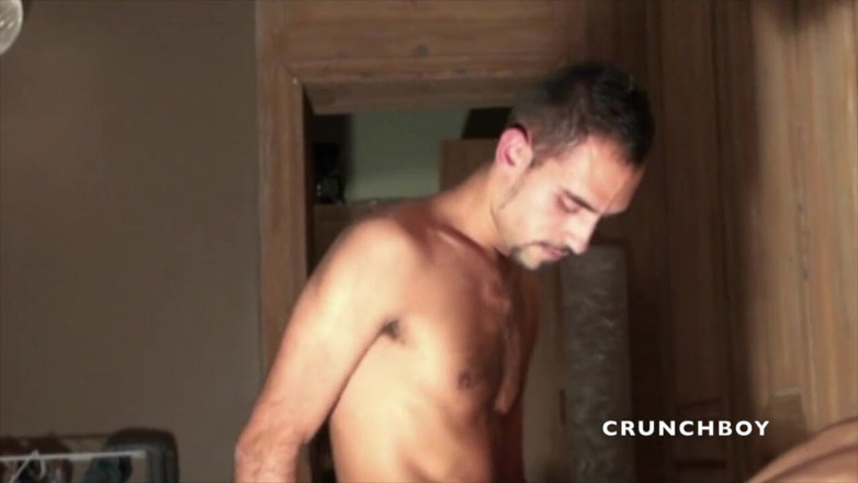 Crunch Boy: Cewek sange ini penasaran banget untuk nyepong dan ngentot kontol...