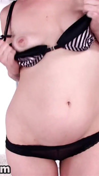 19-letnia nastolatka Katie Kinns POV Blowjob Jaskółka