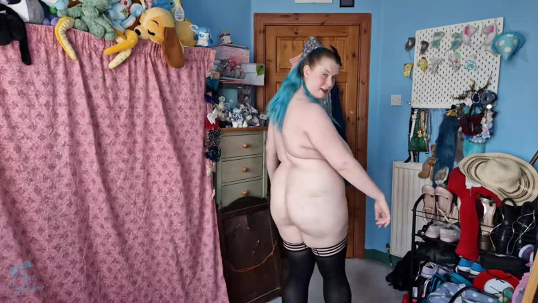 Alice_Mayflower_Scottish: Strip show, toy show e - ragazza solista