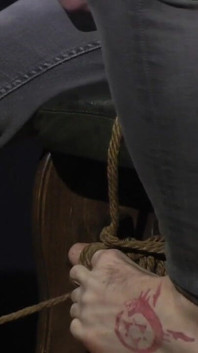 Zeus Hardcore Bondage Challenge6