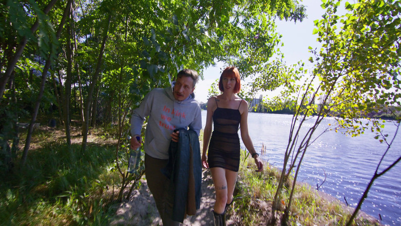 Pixie Pink: Offentlig analknull utomhus! Fotoshoot med mager rödhårig förvandlas till analknull -...