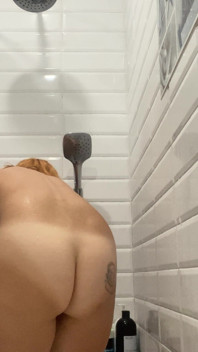 Meus lábios peludos da buceta raspando