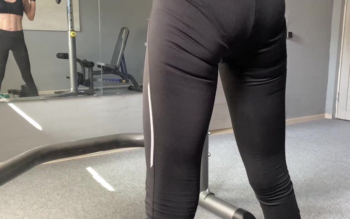 Mistress Mary: Din sexigaste gym tränare älskarinna Mary