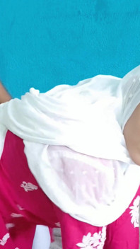 Muslim Teen Girl First Time Fucked with Boss in Interview for Getting Job