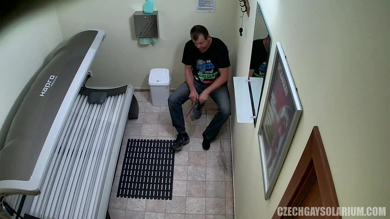 Czech Gay Solarium: Czech Solarium Gay 8 Digantung Dan Panas - Twink Memakai Pertunjukan Solo