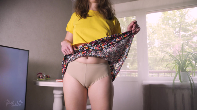 Teasecombo 4K: Torvillo giapponese upskrt collant stuzzica zoccolo di cammello fetish