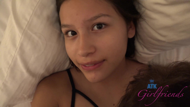 ATK Fans (Girlfriends): Vacanza virtuale a Kauai con Zaya Cassidy parte 7