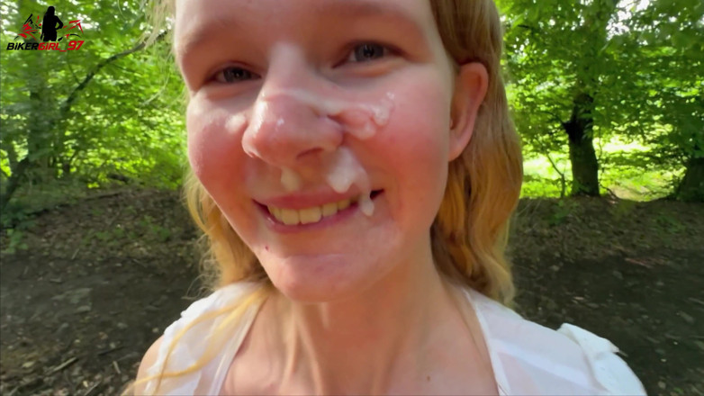 Bikergirl_97: Gesichtsbesamung und riskanter Spermaspaziergang im wald