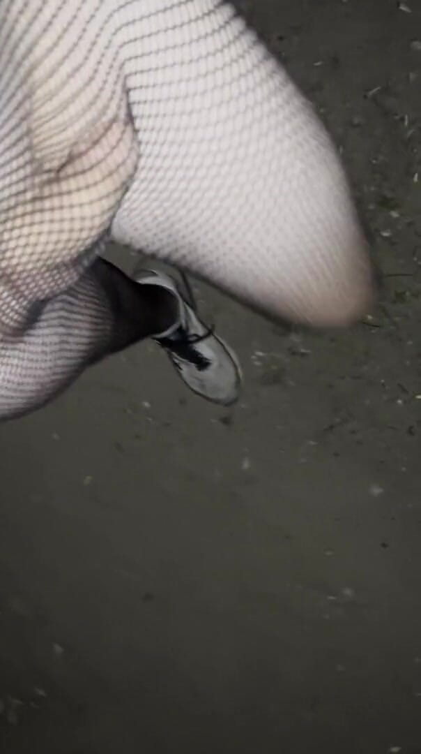Apomit: Night walking in pantyhose close road teen boy flash no...
