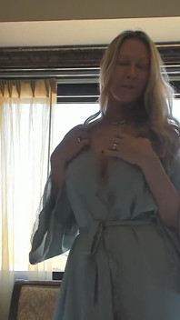 Sexy MILF Camgirl Jess ryan neckt