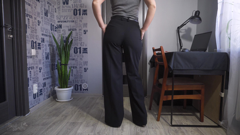 Teasecombo 4K: Spodnie sekretarki zbyt ciasne, więc rozdzierają otwarte