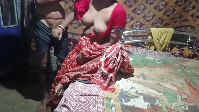Monika Bhabhi: Indische Desi Bhabi Nangi Hoke