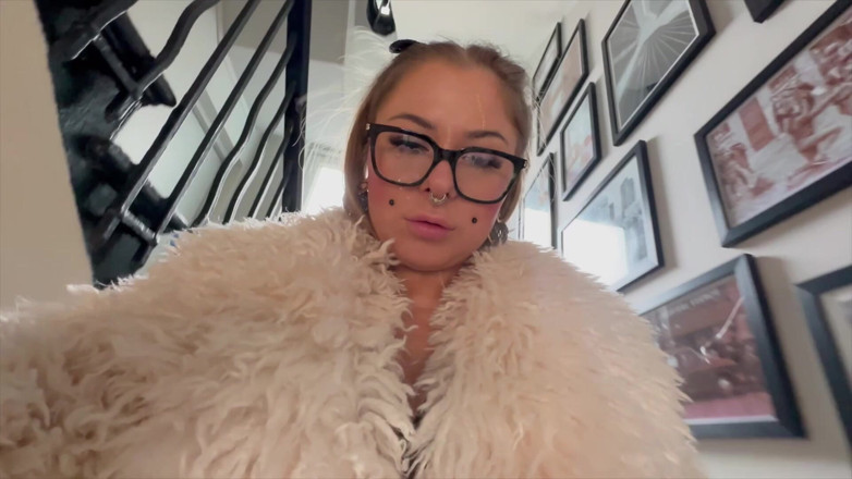Cumwalkoffame: Sandie Candy Gozada
