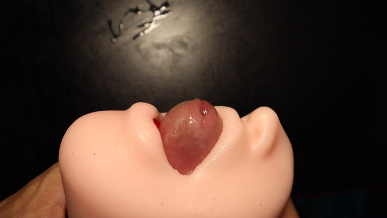 SEXY_GUYBEST: C’est le meilleur masturbateur du monde et la bite dépasse...