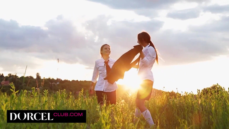 Dorcel Club: Dream trio with two gorgeous brunettes