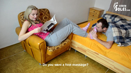 Czech Soles - foot fetish content: Bom dia, meus pés fedorentos