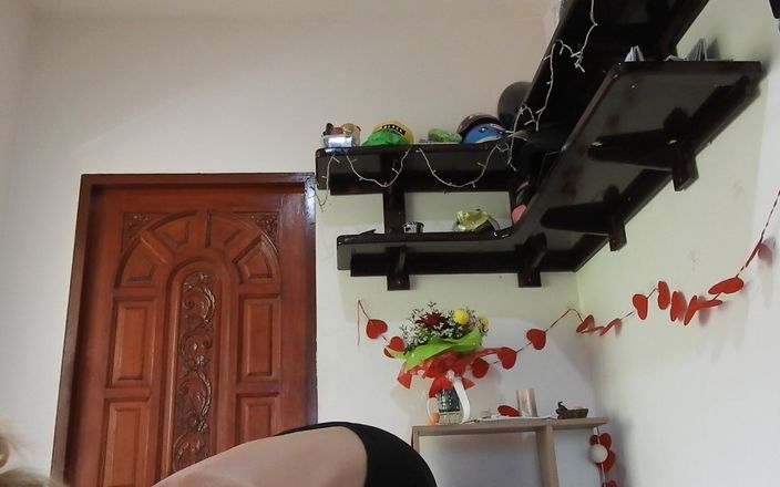 MissAnja_FH: Topless stojący abs, stonowany trening ramion