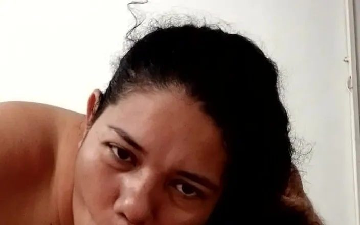 Valkyrieandluigy: Chubby Wife Deep-throating