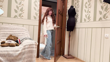 Alicaslim: Alice, komm in Pauls Zimmer für...