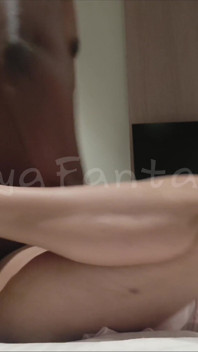 Não remova a camisinha fodendo papai-e-mamãe