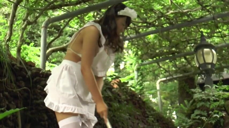 Raptor Inc: Serina Ueda [demi-sœur] jeune idole secoue ses seins enseignés pour que...