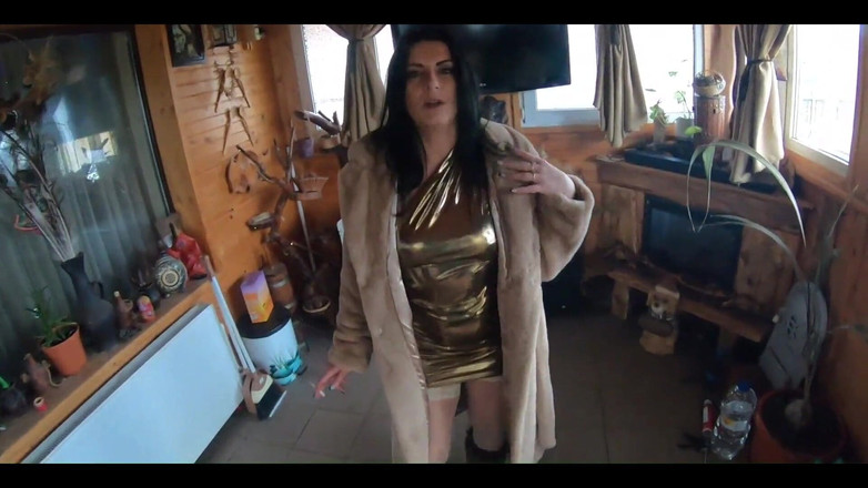 MilfyCalla: Dubbel plezier met Milfycalla aflevering 31 van 47 netkousen, diepe pijpbeurten en...