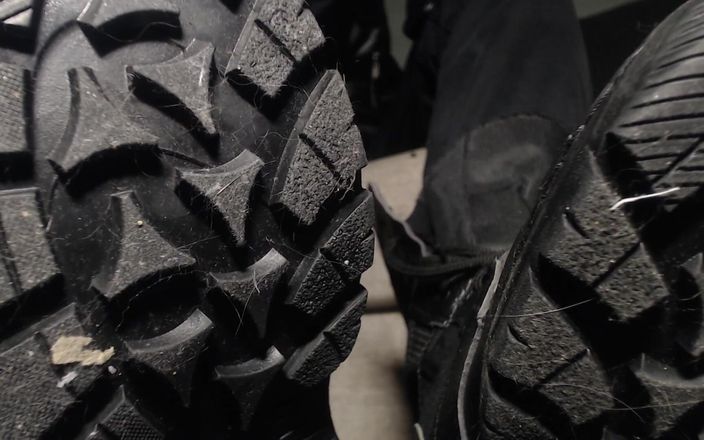 Hunky time: Leather Boots - fetish kaki