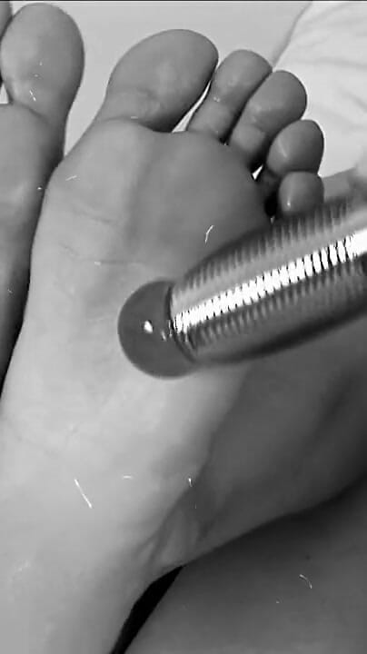 Chica Suicida DVD: Cute Teen Oley Teasing Sexy Feet and Pussy