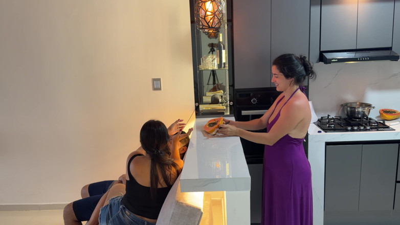 PronoiaMey: La Mia Bella Sorellastra Mi Aiuta in Terapia Profonda