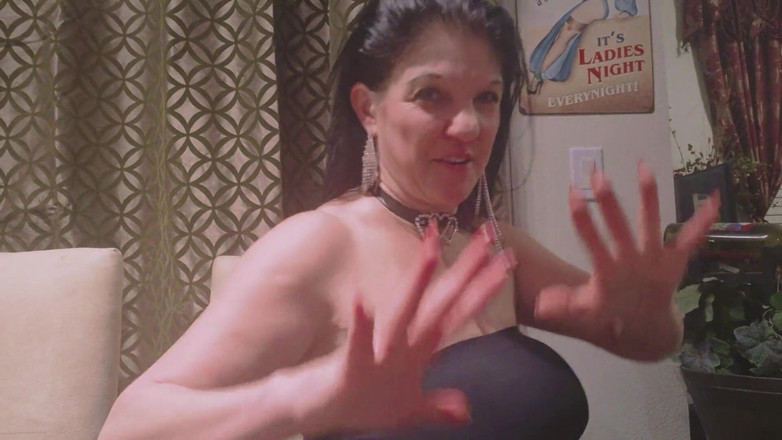 Coralyn Jewels Gems: 来自该机构的我亲爱的