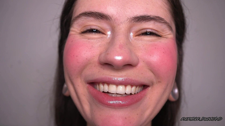 Rarible Diamond: Asmr ialah seorang gadis yang baik