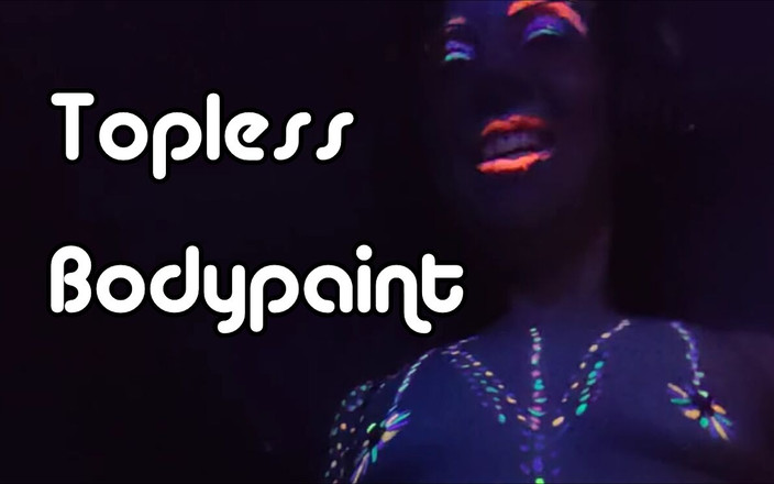 MistressOnline: Topless bodypaint