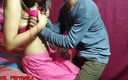 Your Priyanka Studio: Jong meisje geneukt in Desi Pink Saree