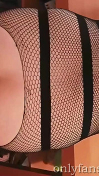 Sissy Crossdresser Cums on BBC Dildo