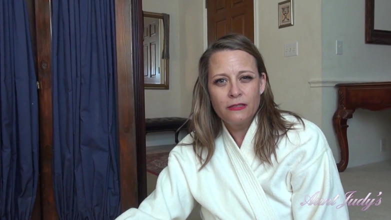 Aunt Judy's: AuntJudys - Your busty mature Stepaunt Jayden sucks your cock
