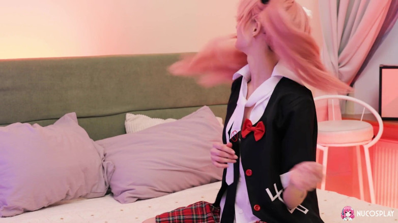 Nu Cosplay: Skinny anime slut Sasha Paige gaps her tiny little pussy