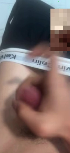 Quan Vietnam 18: 18 Year Old Straight Boy Gets Message From Stanger Then...